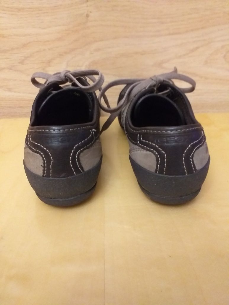 Buty skórzane GEOX rozm.36 dł. wkładki 22,5 cm.
