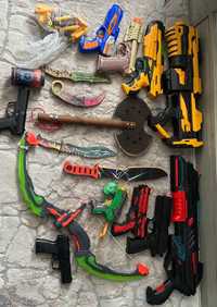 Набір пістолетів різних