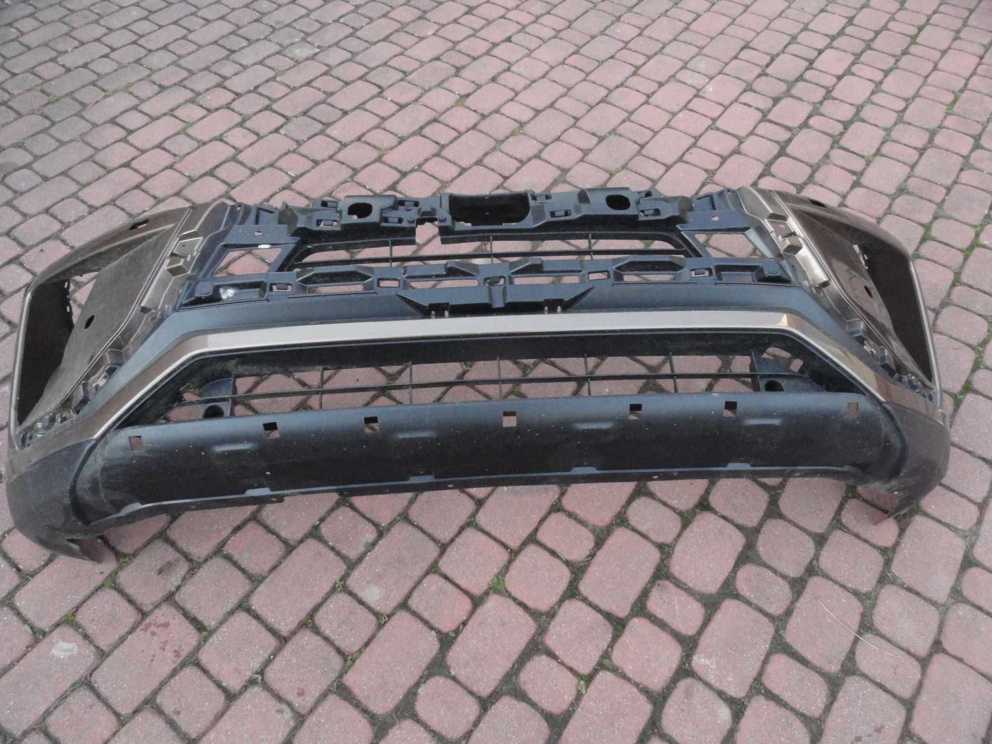 Mitsubishi Eclipse Cross Zderzak przód Xenon PDC 18-20