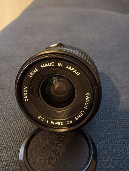lente de câmara Canon objetivo 28mm  Como nova!*