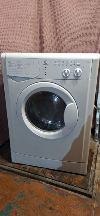 Стиральная машина indesit wisl 92