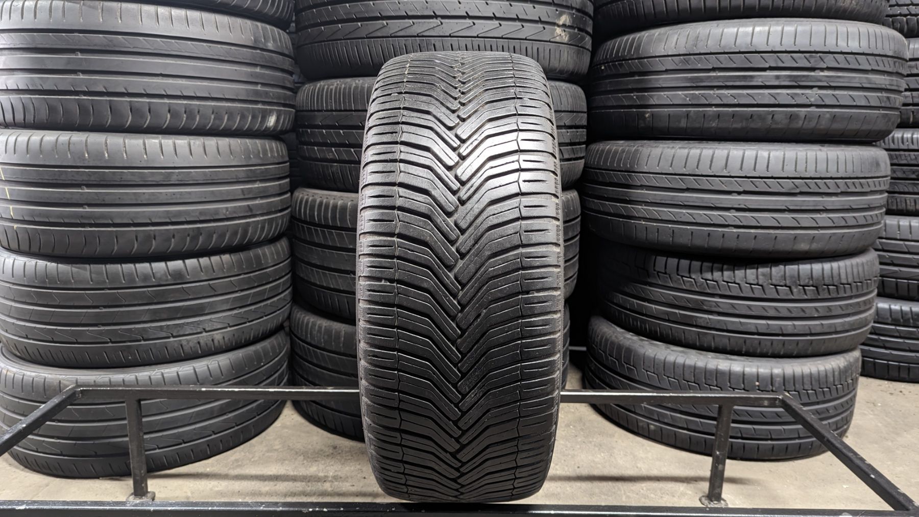 Шина 225/45 R 17 Michelin CrossClimate. Одне колесо. Розпаровка.