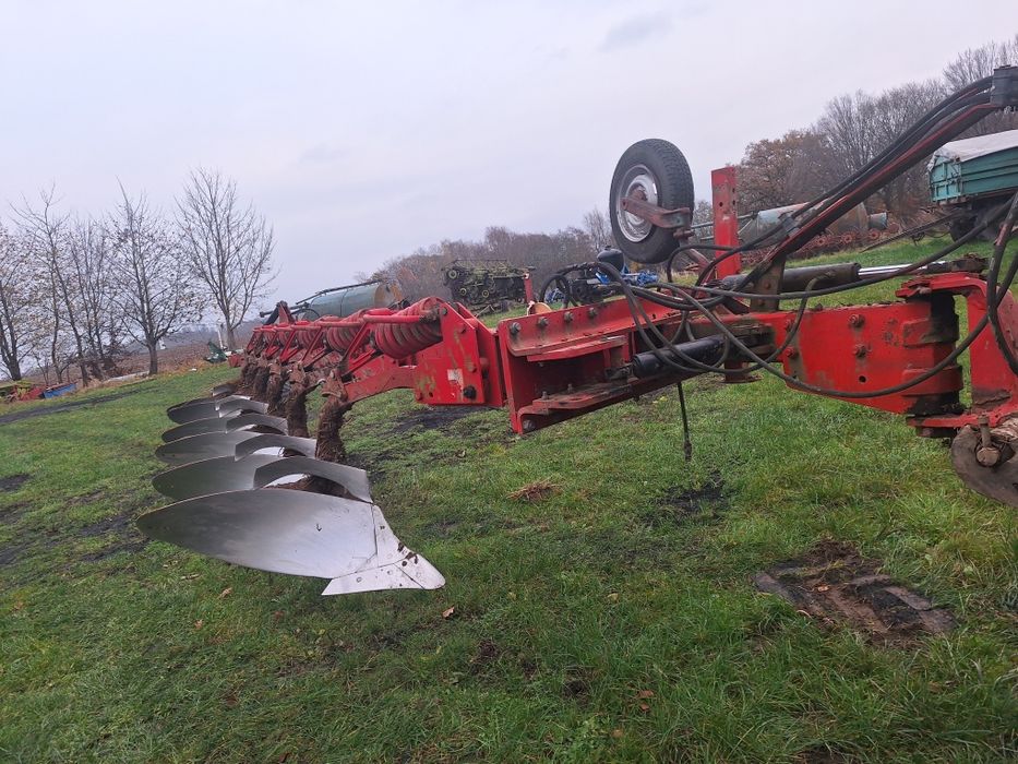 Pług Massey ferguson overum