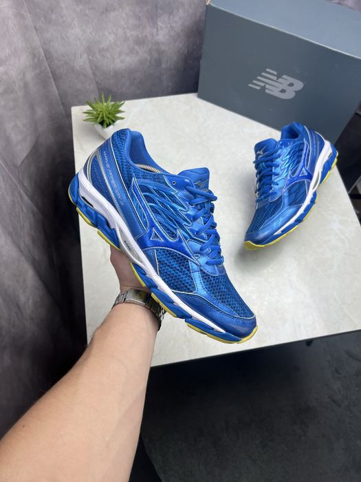 Кроссовки Mizuno Wave Paradox Розмір 44.5 Original Взуття