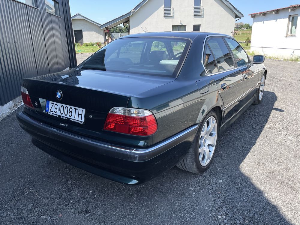 Bmw E38 V8 730i seria 7 e39 e46