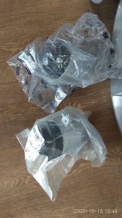 Подушка двигателя Мазда СХ7 правая 2.5 EH483906YA новая 2.3 EG213906Y