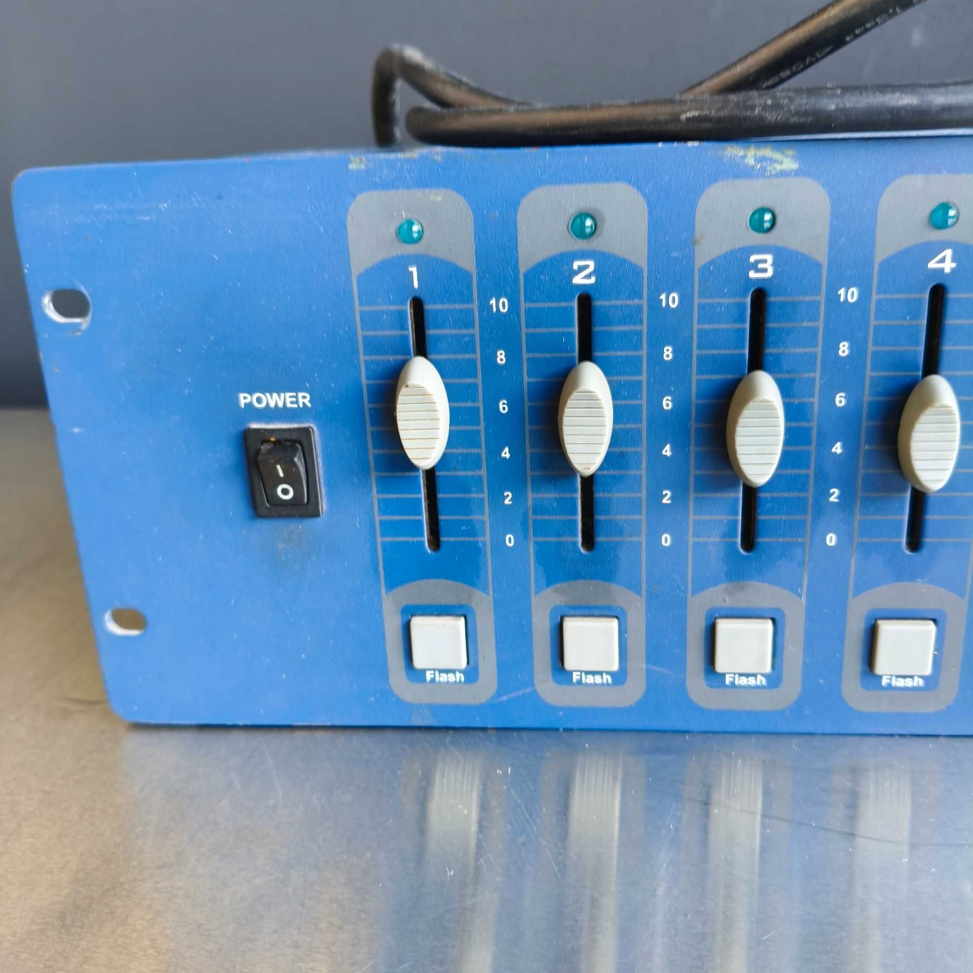 Showtec Lite Power 4 Classic Multipin / Schucko