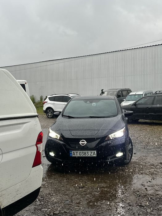 Оренда авто Nissan Leaf 2018 40квт
