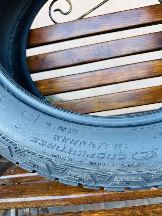 Шини зимові пара 285/45 R22 (114H) Cooper Discoverer A/T3