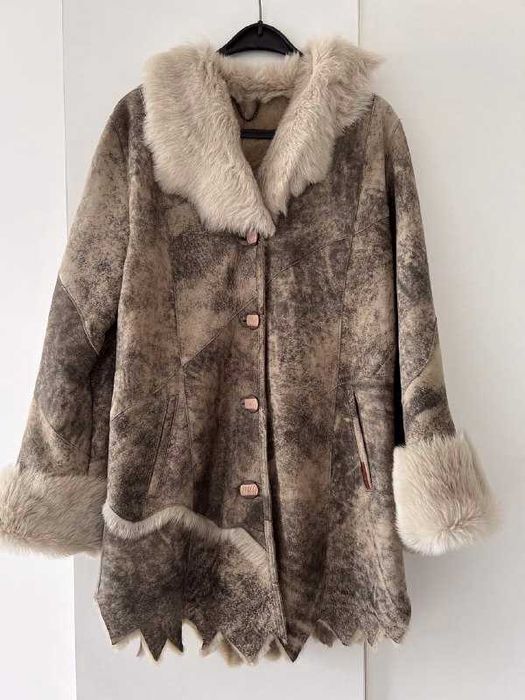 Жіноча дублянка нова розміру XL