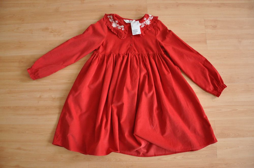 Piękna czerwona sukienki dla dziewczynki H&M 140