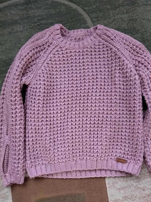 модный теплый свитер 42-44 размер