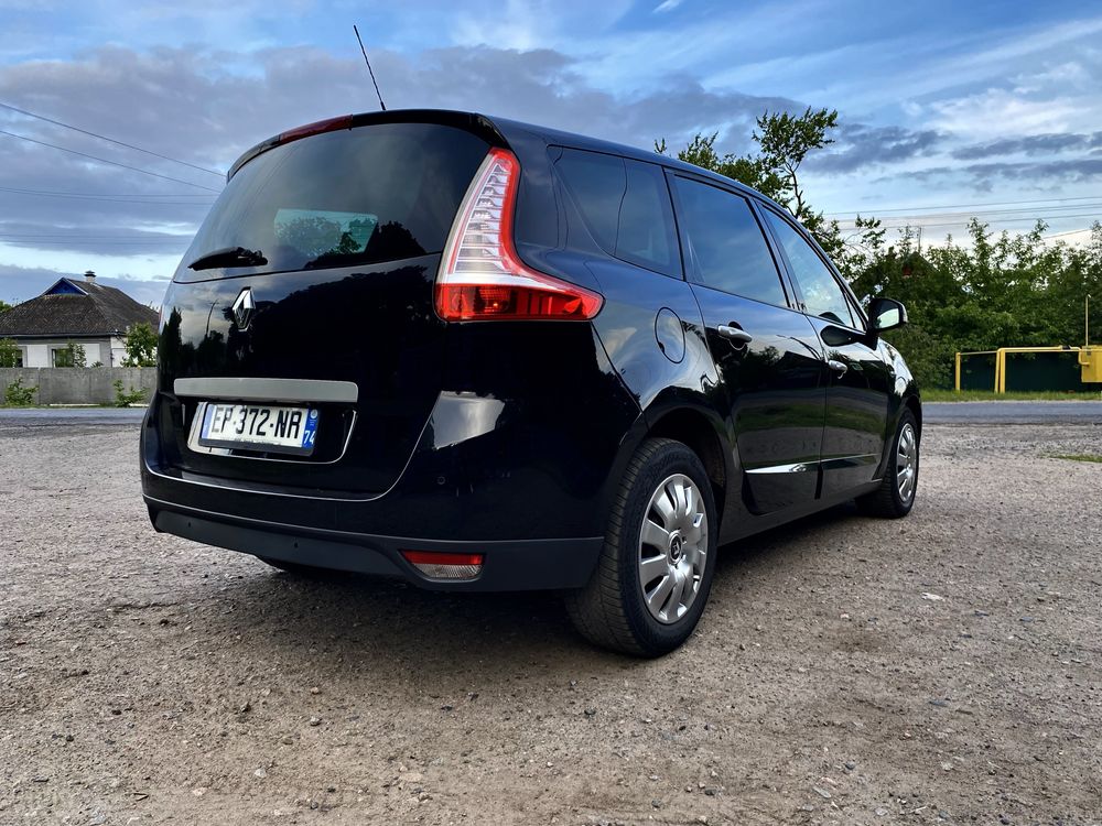 Renault Grand Scenic BOSE