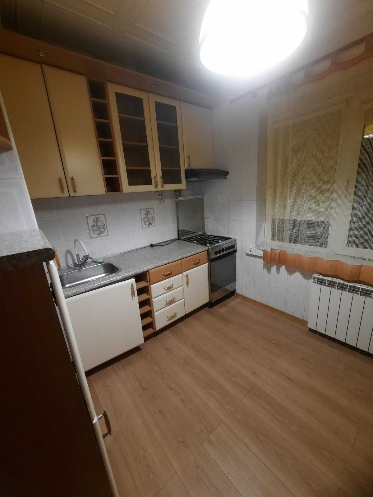 Продам 3 кім. квартиру,В.Івасюка (Гер. Сталінграда) 26,Оболонь,Мінська