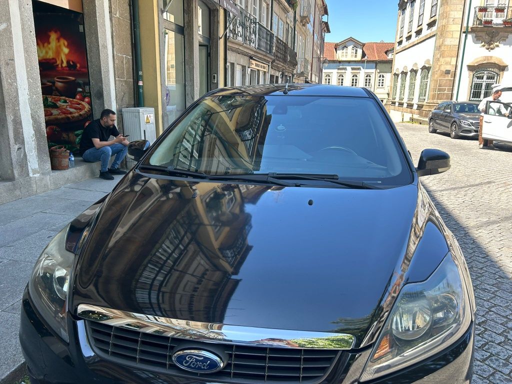 Ford Focus Titanium 1.6 Diesel Nacional