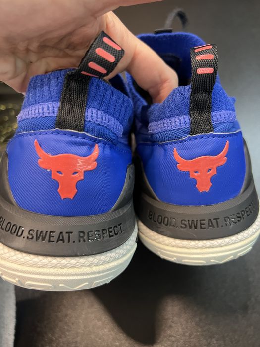 Кросівки under armor