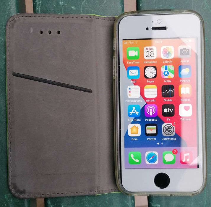 Apple iPhone SE 128 GB Space Gray + etui