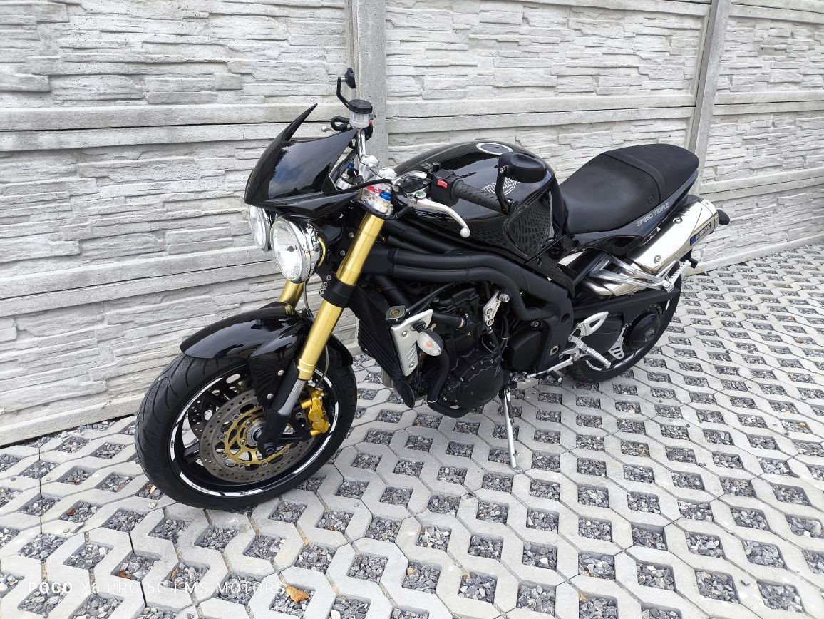 Triumph Speed triple 1050 cm3 2008 rok świetny stan