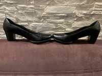 Buty, czółenka firmy JANA skóra r.40 (26,5 cm), soft flex