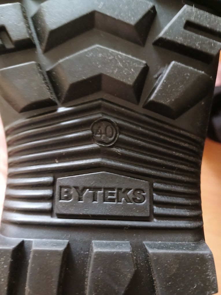 Продам Берці BYTEKS