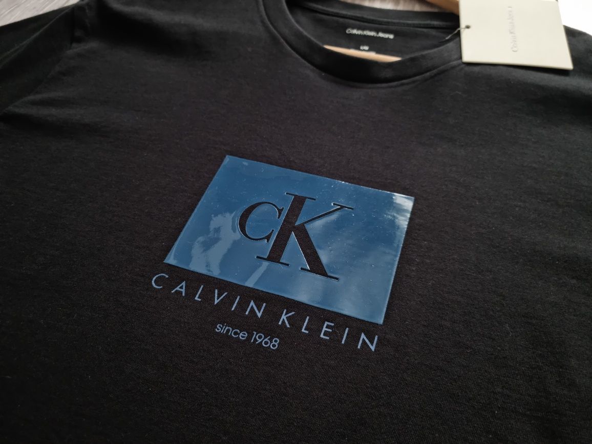 Оригінальна футболка Calvin Klein, розмір L, чоловіча футболка кельвін