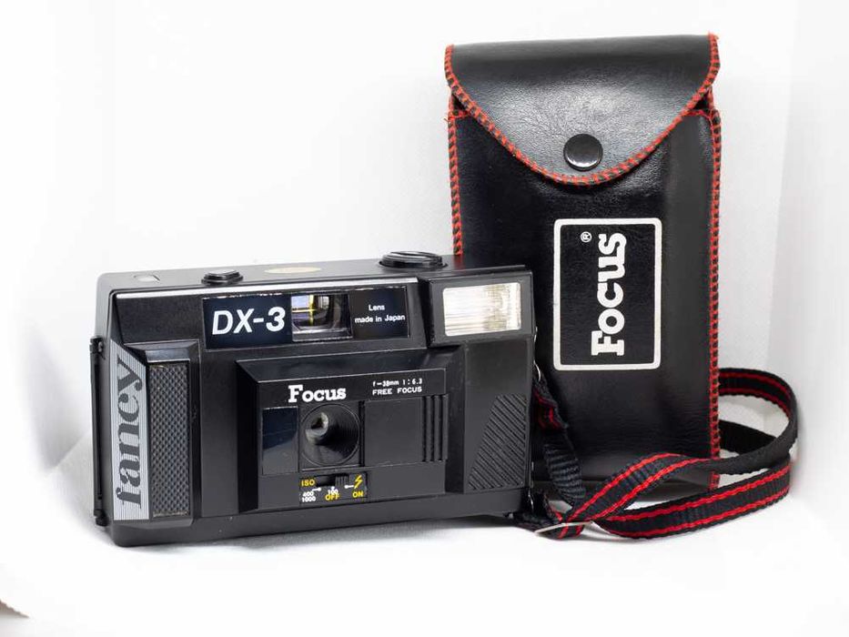 Máquina fotográfica analógica 35mm Focus DX-3 fancy + Bolsa