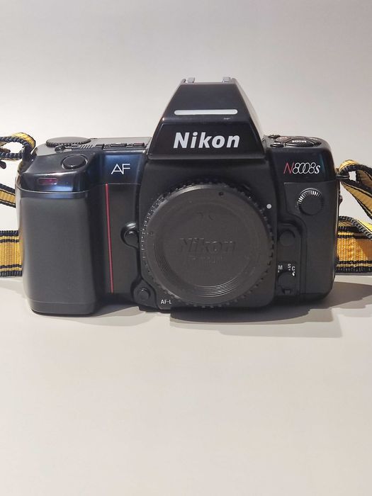 Nikon N8008S (F-801S) - Câmara Analógica