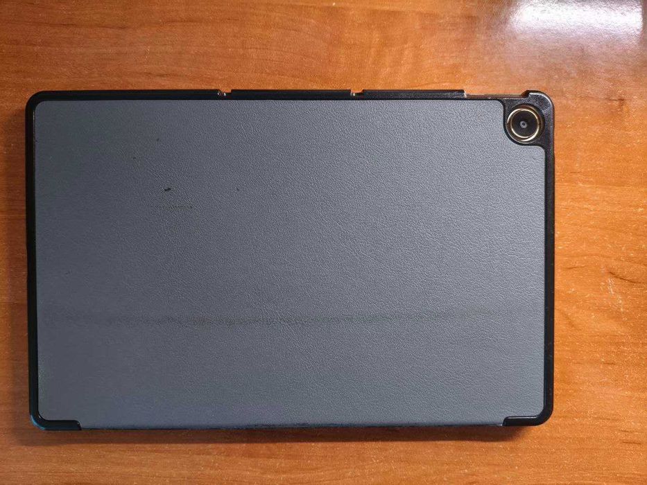 Мощный планшет Realme Pad 10.4