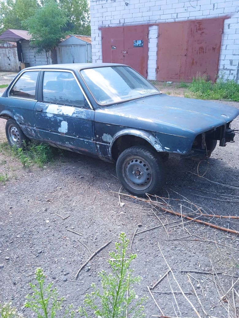 BMW е30 по техпаспорту