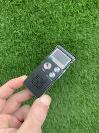 Диктофон + MP3 плеєр 8GB Digital Voice recorder REC