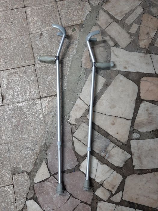 Muletas em alumínio