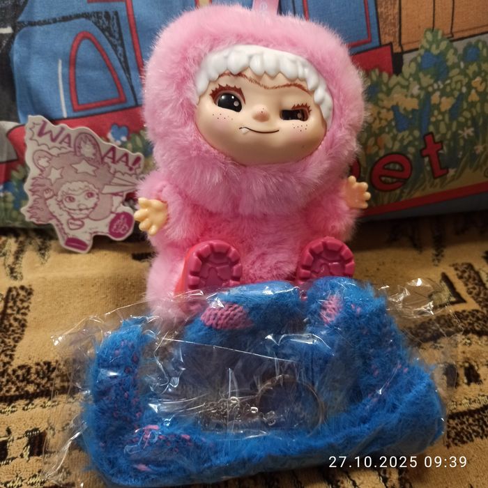 Фигурка брелок м'яка wakyky Вакуку сидяча сезон 1, 15 см рожева. Нова