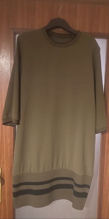 Vestido Super giro da Marca Sisley em cor super tendência