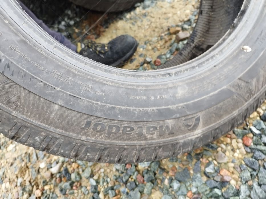Dwie opony do busa 215/65/R16C matador