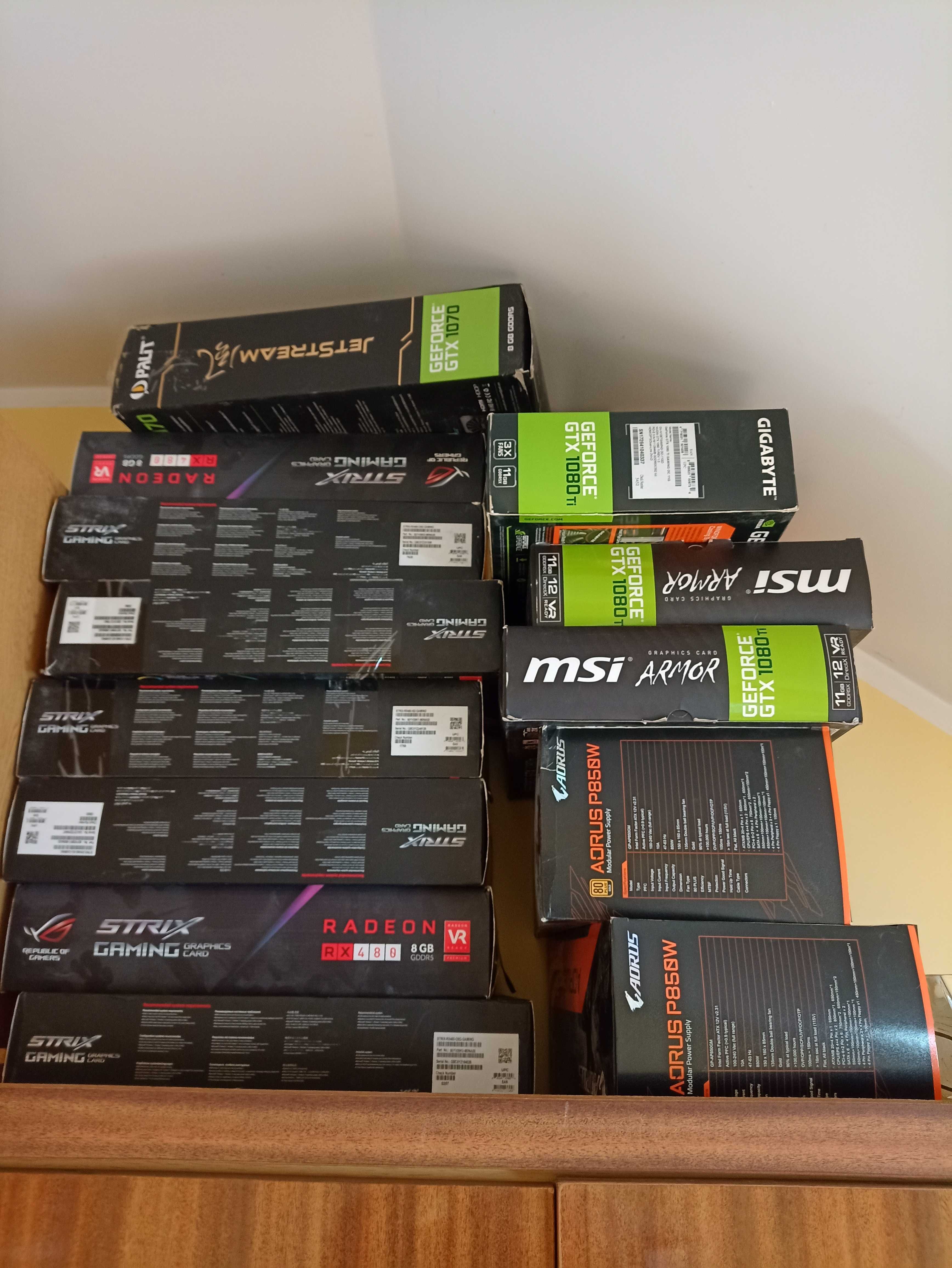 Pudełko, opakowanie od karta graficzna zasilacz 1080Ti RX480 GTX1070