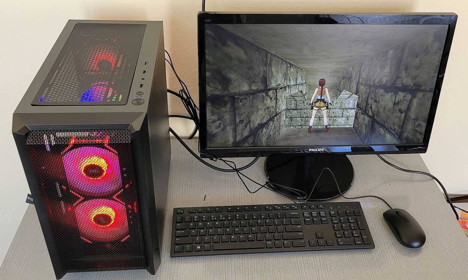 Komputer Xeon E5 2689  + monitor + klawiatura + mysz