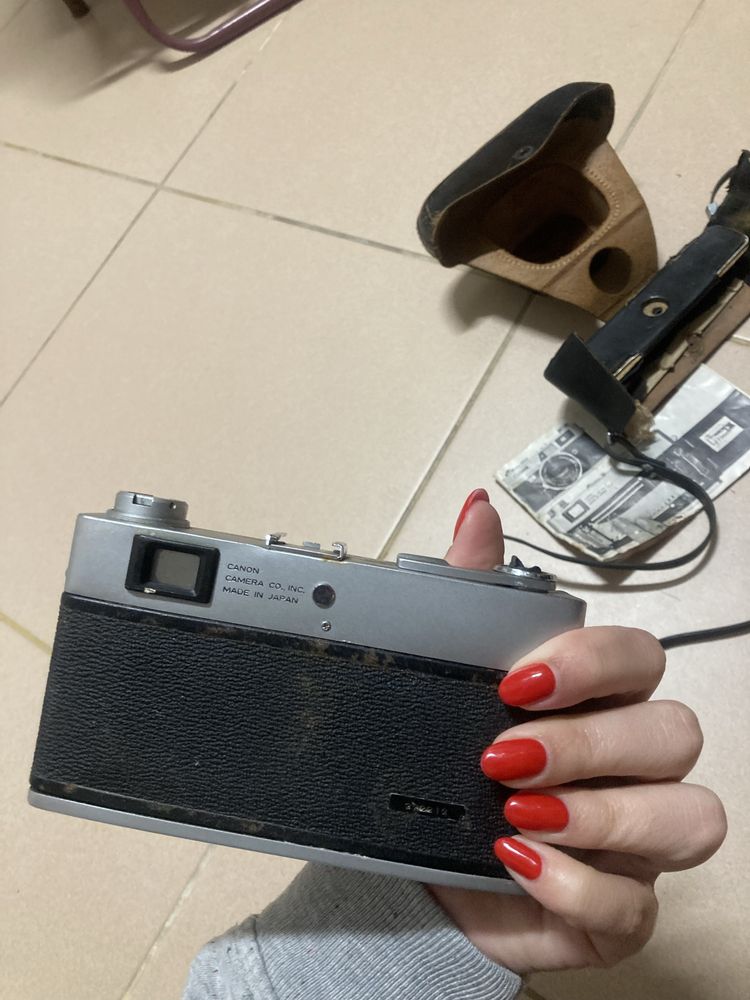 Canon QL17 camera