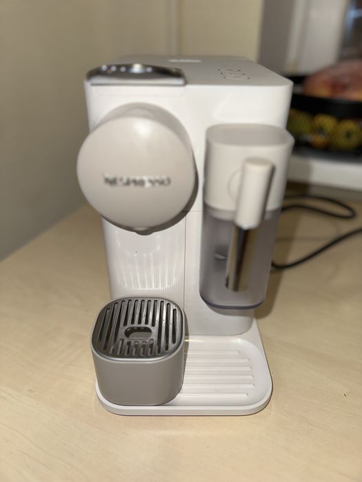 Кофемашина Lattissima One