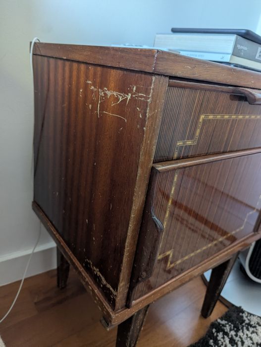 Mesas de cabeceira vintage