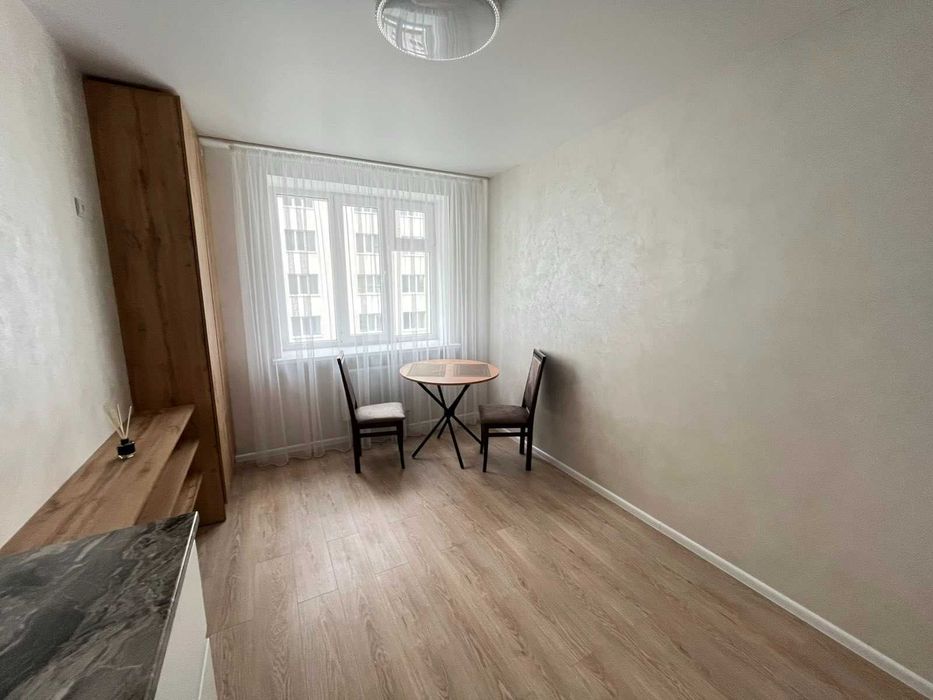 1к, АГОРА, супер ремонт і поверх  ще є мінімальне оформлення