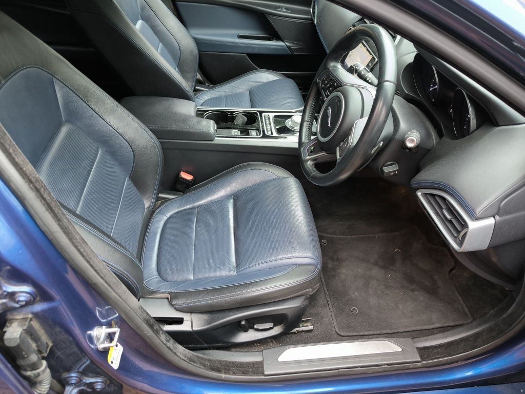 Jaguar Xe R-sport 204DTD BLUEFIRE Anglik,v5c, cło,VAT,83Tml, WARSZAWA