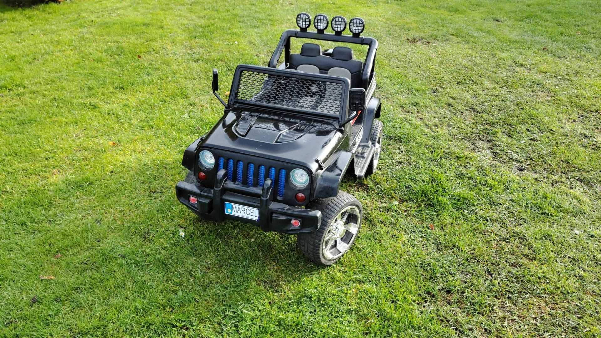 Samochód Jeep na akumulator