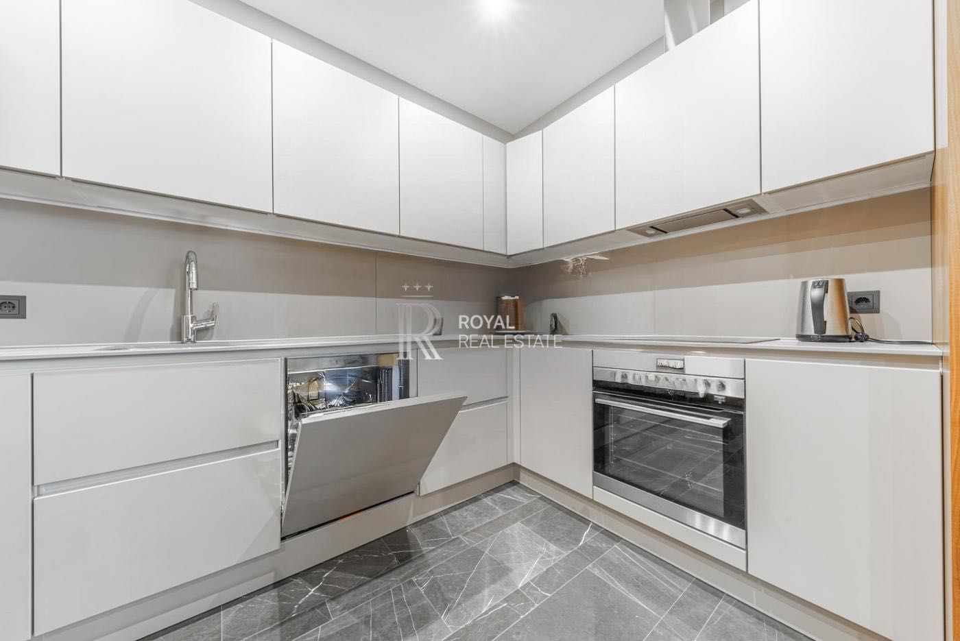 Аренда квартиры Киев 3к 200м2 Hilton (H-Tower) Шевченковский
