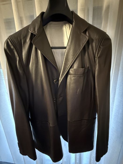 Blazer em pele como novo