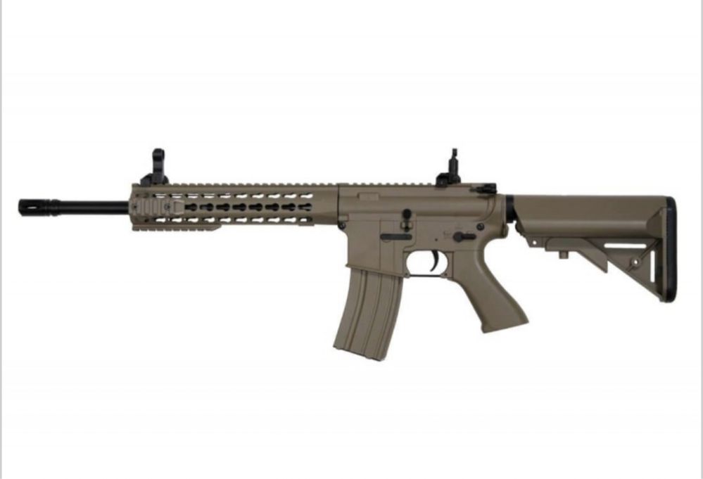 Vendo Arma de Airsoft M4 SRL CM515 CYMA