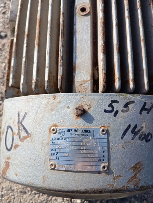Продам електро двигун 5.5кв. 1500обертів