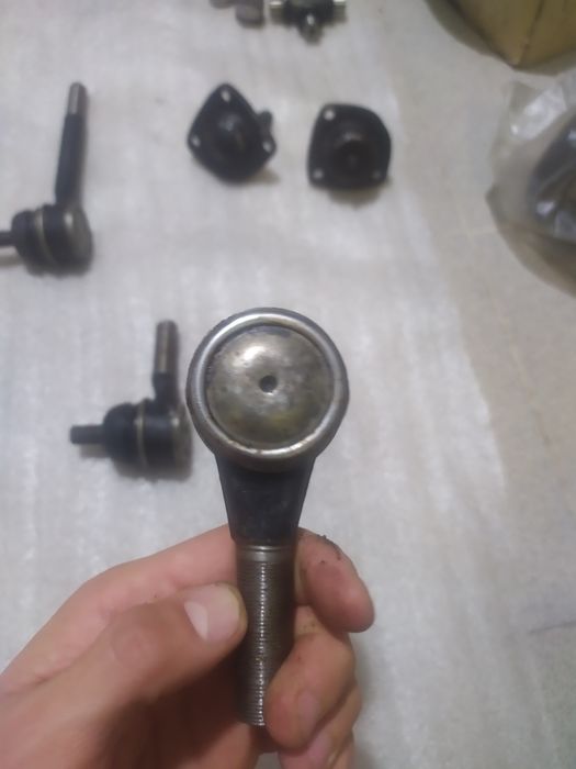 Наконечники   тяги    рулевой   трапеции   на   автомобиль  ВАЗ