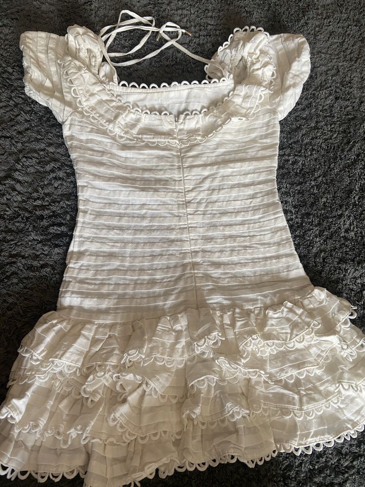 Белое короткое платье XS
