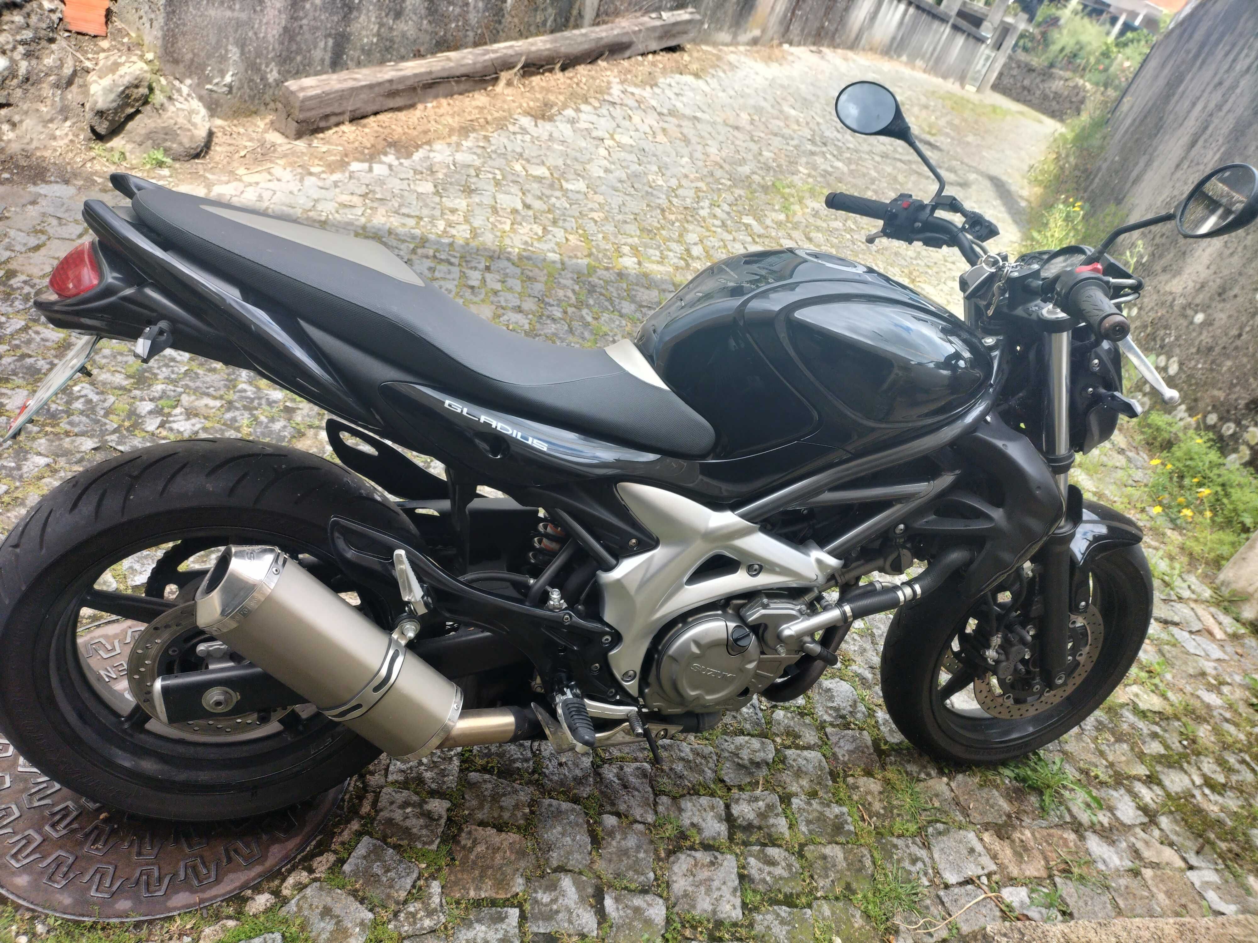 Suzuki sfv 650 carta A2