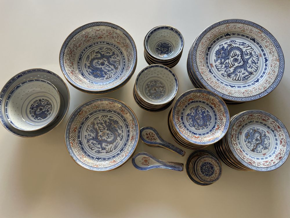 Serviço de loiça oriental